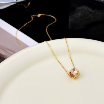 [⭐Novea]BEE MINI PEDANT DIAMOND NECKLACE