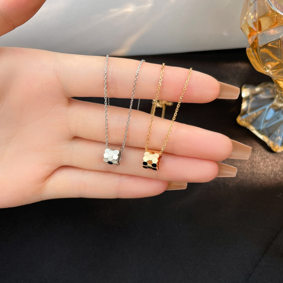 [⭐Novea]BEE MINI NECKLACE