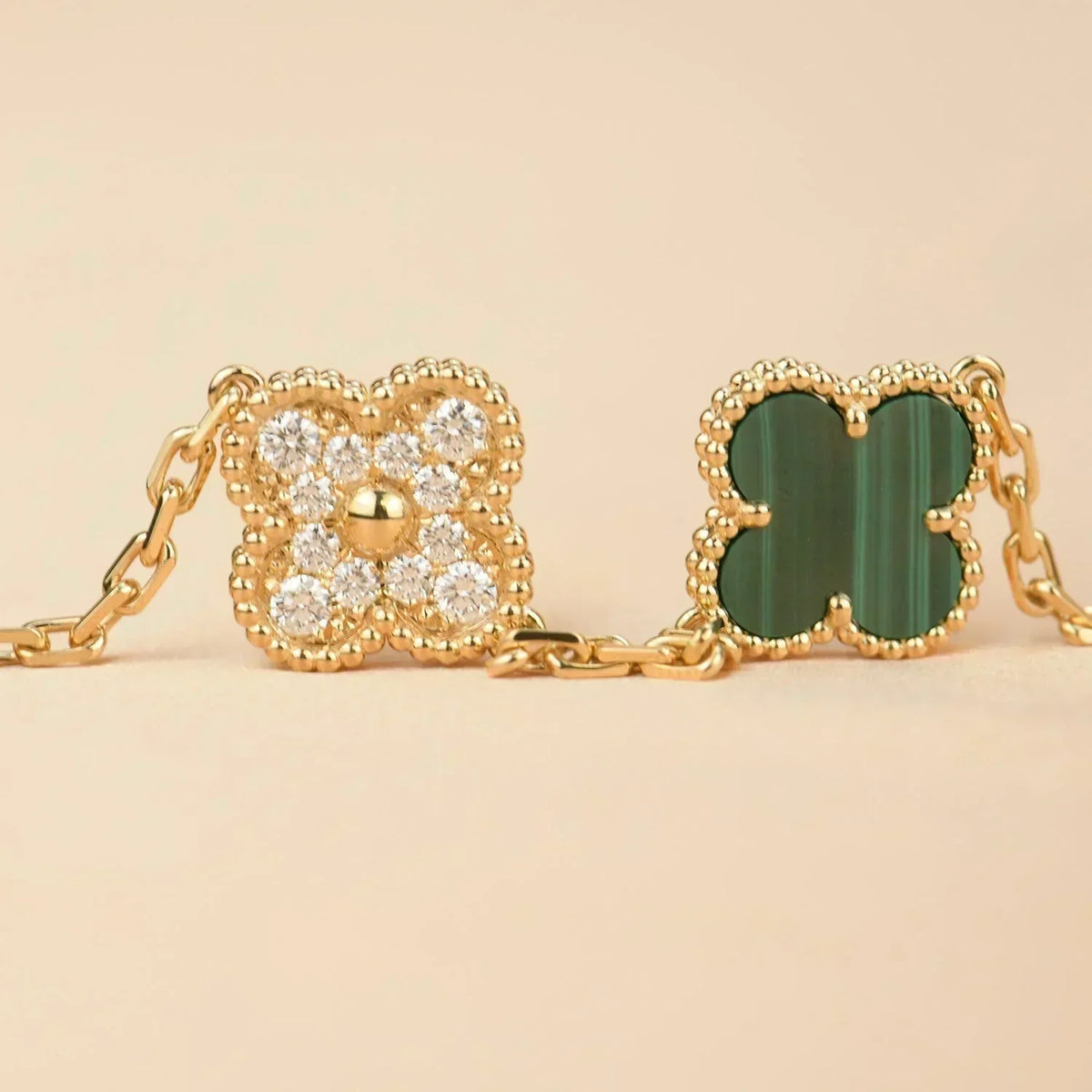 [⭐Novea] CLOVER 5 MOTIF MALACHITE BRACELET COLLECTION