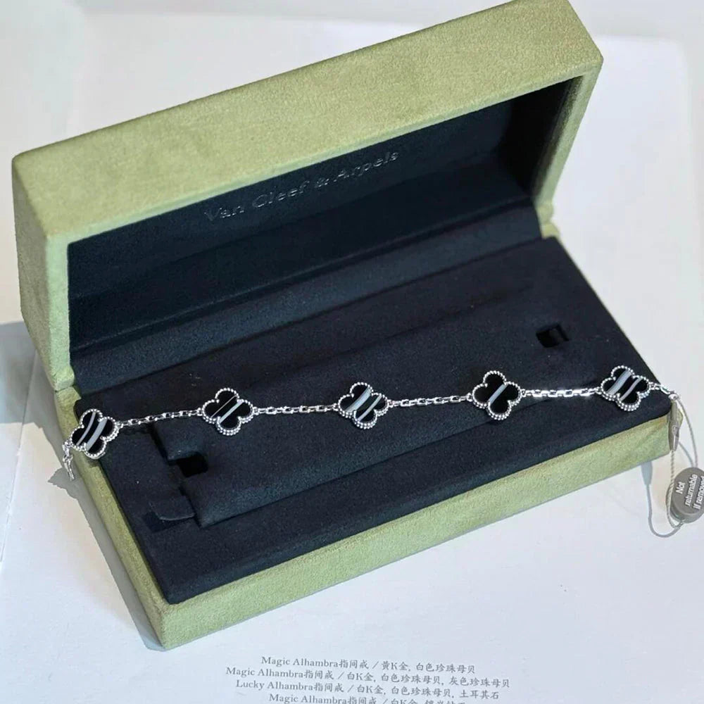 [⭐Novea] CLOVER 5 MOTIF PULSAR STONE BRACELET COLLECTION