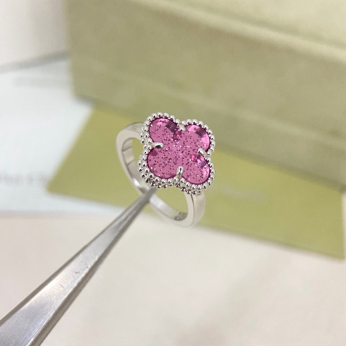 [⭐Novea]NEW ROSE QUARTZ FOUR-LEAF CLOVER RING